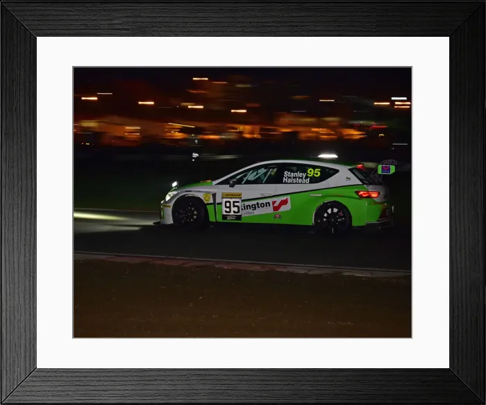 Framed Print : CM30 0490 Nick Halstead, Jamie Stanley, Seat Cupra TCR Framed Print : CM30 0490 Nick Halstead, Jamie Stanley, Seat Cupra TCR