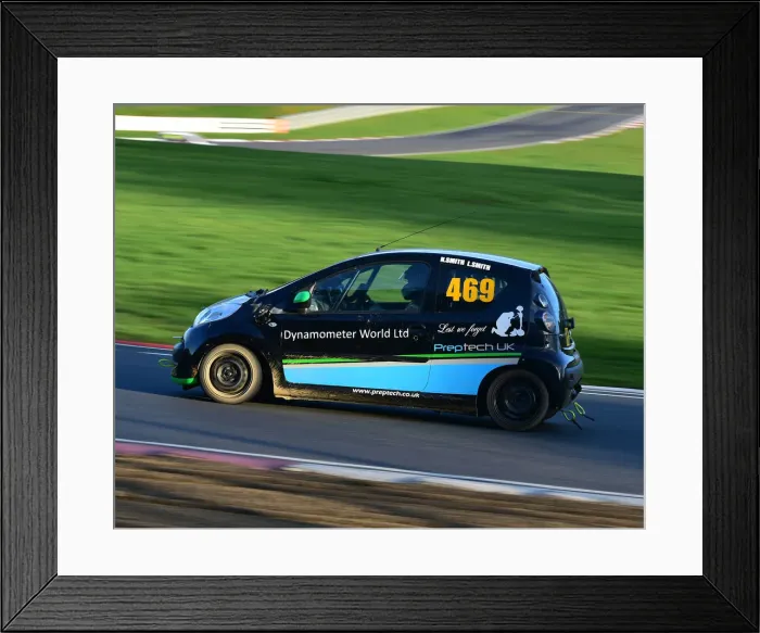 Framed Print : CM30 0070 Luke Smith, Nigel Smith, Citroen C1 Framed Print : CM30 0070 Luke Smith, Nigel Smith, Citroen C1