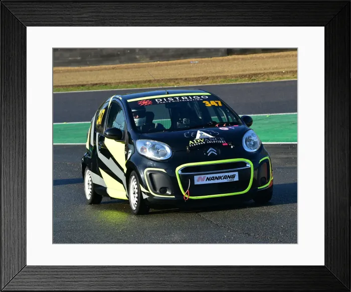 Framed Print : CM29 9485 Jeff Clark, Mark Clynes, Citroen C1 Framed Print : CM29 9485 Jeff Clark, Mark Clynes, Citroen C1