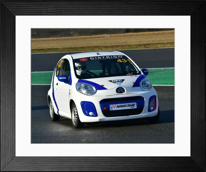 Framed Print : CM29 9480 Anthony Harberman, Ronald Johnson, Citroen C1 Framed Print : CM29 9480 Anthony Harberman, Ronald Johnson, Citroen C1