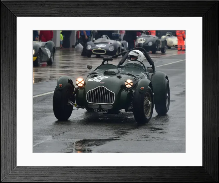 Framed Print : CM29 0290 Oliver Llewellyn, Tim Llewellyn, Allard J2 Framed Print : CM29 0290 Oliver Llewellyn, Tim Llewellyn, Allard J2