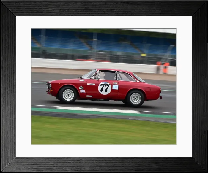 Framed Print : CM29 2827 Glynn Allen, Darren Roberts, Alfa Romeo 2000 GTV Framed Print : CM29 2827 Glynn Allen, Darren Roberts, Alfa Romeo 2000 GTV