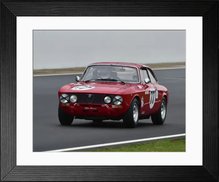 Framed Print : CM29 2583 Glynn Allen, Darren Roberts, Alfa Romeo 2000 GTV Framed Print : CM29 2583 Glynn Allen, Darren Roberts, Alfa Romeo 2000 GTV