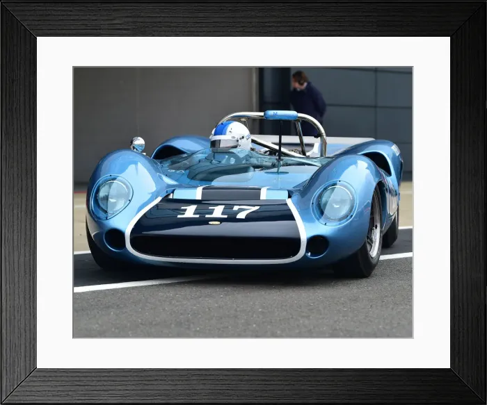 Framed Print : CM29 2031 Ian Simmonds, Lola T70 Mk1 Spyder Framed Print : CM29 2031 Ian Simmonds, Lola T70 Mk1 Spyder