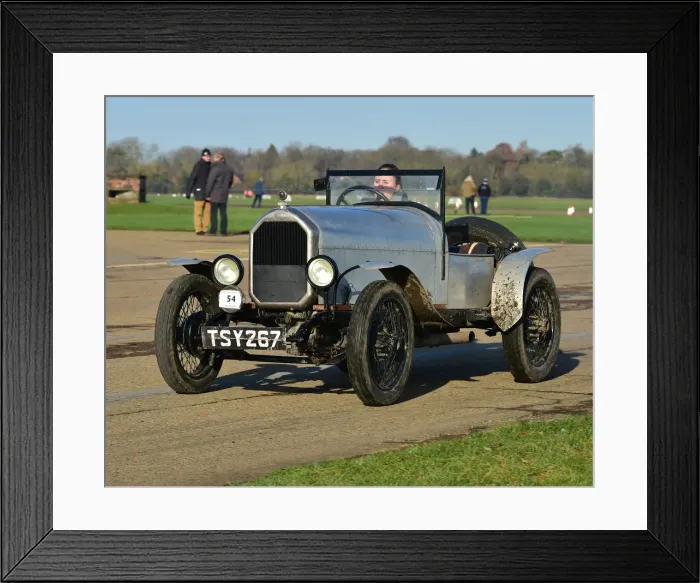 Framed Print : CM30 0671 Miss Eleanor Tarring, Humber 9-28 Framed Print : CM30 0671 Miss Eleanor Tarring, Humber 9-28