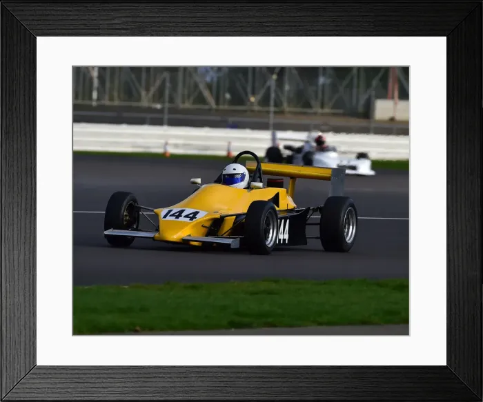 Framed Print : CM29 9063 Alan Lancaster, Pilbeam MP52