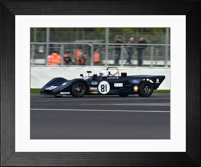 Framed Print : CM29 9235 Roger Waite, Royale S2000M Framed Print : CM29 9235 Roger Waite, Royale S2000M