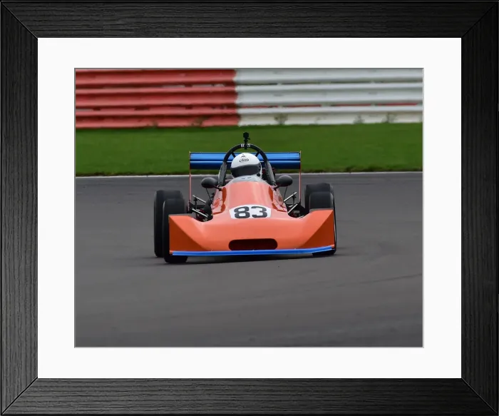 Framed Print : CM29 8182 Phil Walker, Lola T580 Framed Print : CM29 8182 Phil Walker, Lola T580