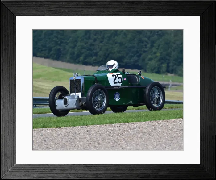 Framed Print : CM28 4709 Mike Painter, MG Kayne Framed Print : CM28 4709 Mike Painter, MG Kayne