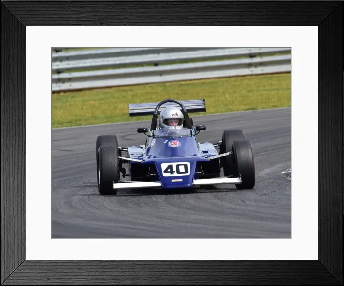 Framed Print : CM28 2353 Steve Mellish, Van Diemen RF82 Framed Print : CM28 2353 Steve Mellish, Van Diemen RF82