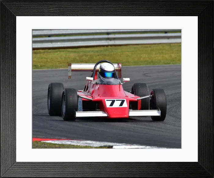 Framed Print : CM28 2357 Erik Pagano, Van Diemen RF82