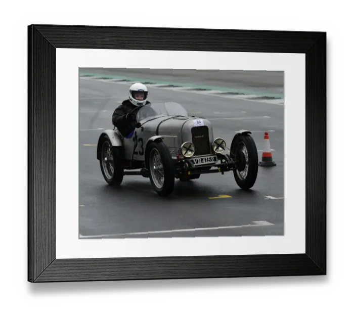 Framed Print : CM30 1092 Miss Rebecca Smith, 1929 Morris Minor