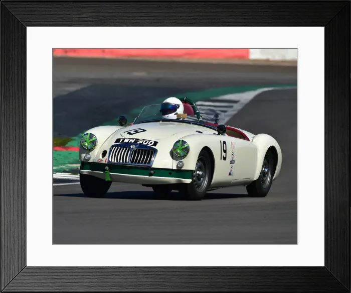 Framed Print : CM30 5541 Neil Burnside, MG MGA Framed Print : CM30 5541 Neil Burnside, MG MGA