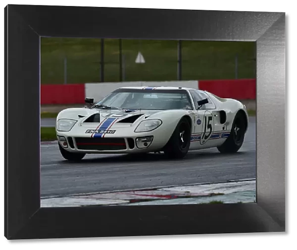 CM30 8253 Andy Newall, James Hanson, Ford GT40