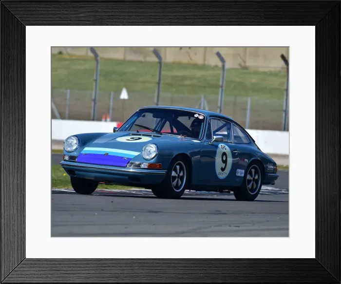 Framed Print : CM31 0129 Matthew Holme, Steve Winter, Porsche 911 Framed Print : CM31 0129 Matthew Holme, Steve Winter, Porsche 911