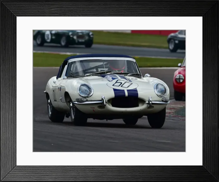 Framed Print : CM31 1346 Gregor Fisken, Patrick Blakeney-Edwards, Sam Hancock, Jaguar E-Type Framed Print : CM31 1346 Gregor Fisken, Patrick Blakeney-Edwards, Sam Hancock, Jaguar E-Type