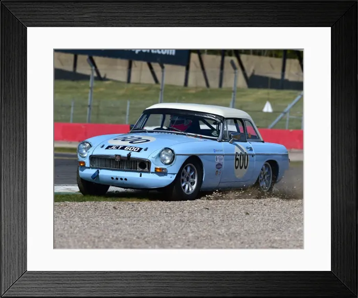 Framed Print : CM31 0186 Sam Tordoff, Richard Woolmer, MG B Framed Print : CM31 0186 Sam Tordoff, Richard Woolmer, MG B