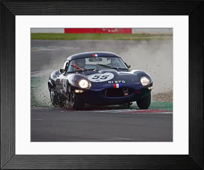 Framed Print : CM30 8636 Martin Melling, Jason Minshaw, Jaguar E-Type Framed Print : CM30 8636 Martin Melling, Jason Minshaw, Jaguar E-Type