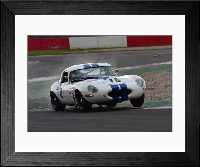Framed Print : CM30 8605 Ben Adams, Peter Adams, Jaguar E-Type Framed Print : CM30 8605 Ben Adams, Peter Adams, Jaguar E-Type