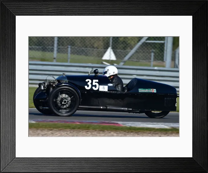 Framed Print : CM30 9646 Sue Darbyshire, Ewan Cameron, Morgan Super Aero Framed Print : CM30 9646 Sue Darbyshire, Ewan Cameron, Morgan Super Aero