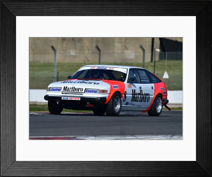 Framed Print : CM30 9829 Nick Sleep, Alex Montgomery, Rover 3500 SD1 Framed Print : CM30 9829 Nick Sleep, Alex Montgomery, Rover 3500 SD1