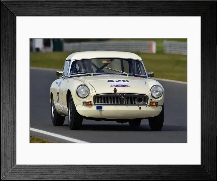 Framed Print : CM30 6936 Neil Howe, MG B Framed Print : CM30 6936 Neil Howe, MG B