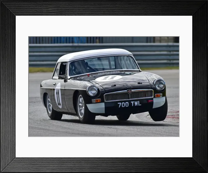 Framed Print : CM30 6941 Chris Dear, Robert Campbell, MG B Framed Print : CM30 6941 Chris Dear, Robert Campbell, MG B