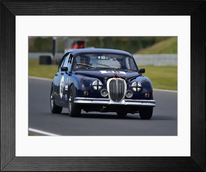 Framed Print : CM30 7002 Derek Pearce, Tom Lenthall, Jaguar Mk1