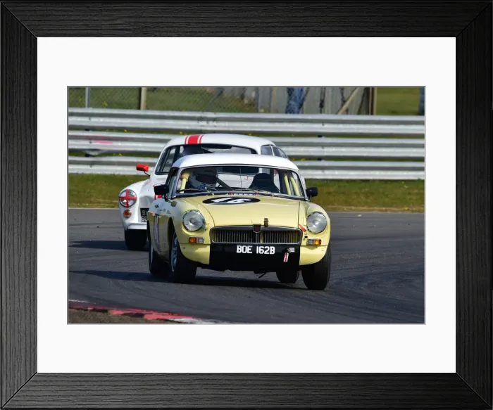 Framed Print : CM30 7553 Duncan Wiltshire, Nick Crewdson, MG B Framed Print : CM30 7553 Duncan Wiltshire, Nick Crewdson, MG B