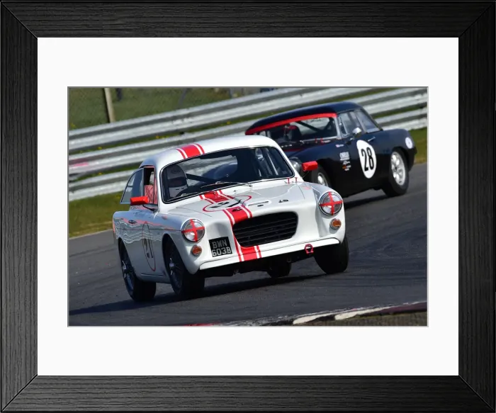 Framed Print : CM30 7554 Mike Lamplough, Gilbern GT Framed Print : CM30 7554 Mike Lamplough, Gilbern GT