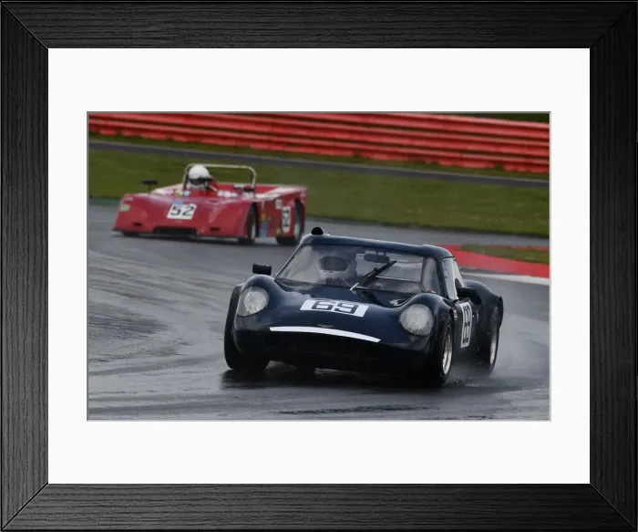 Framed Print : CJM-P 0429 Roger Whiteside, Chevron B8 Framed Print : CJM-P 0429 Roger Whiteside, Chevron B8