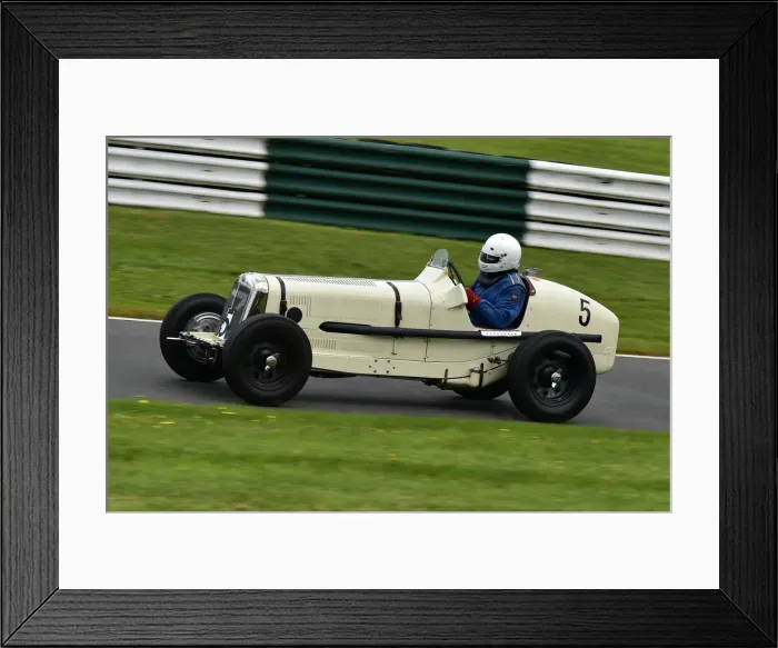Framed Print : CM31 2226 Julian Wilton, ERA R7B