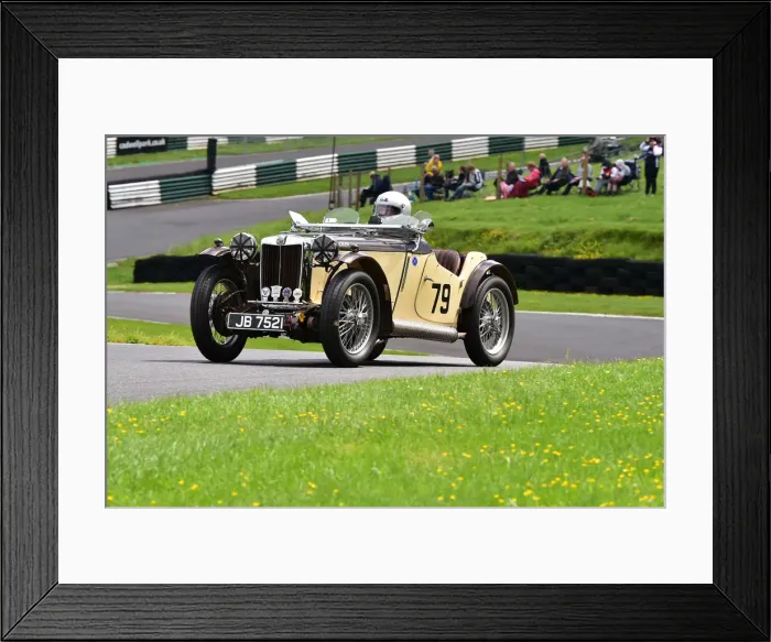 Framed Print : CM31 2279 Andy King, MG PB Cream Cracker Framed Print : CM31 2279 Andy King, MG PB Cream Cracker