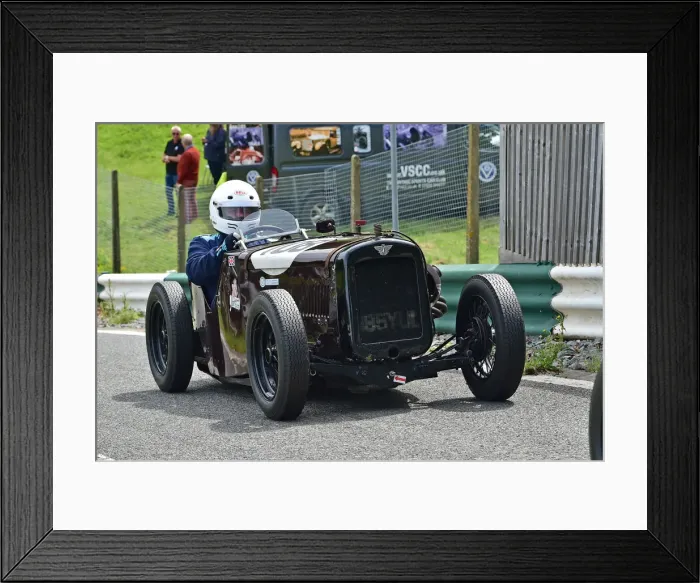 Framed Print : CM31 2422 George Scholey, Austin Ulster Framed Print : CM31 2422 George Scholey, Austin Ulster