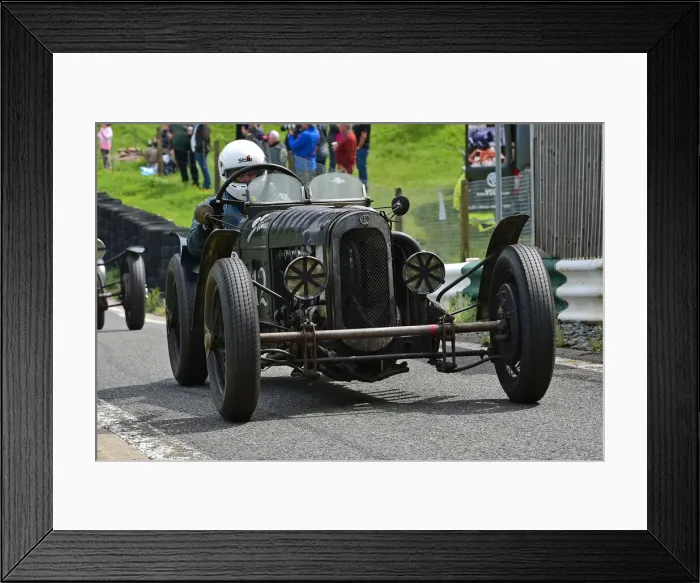 Framed Print : CM31 2519 Ben Maeers, GN Parker Framed Print : CM31 2519 Ben Maeers, GN Parker