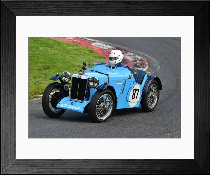 Framed Print : CM31 3036 Simon Jackson, MG PB Framed Print : CM31 3036 Simon Jackson, MG PB