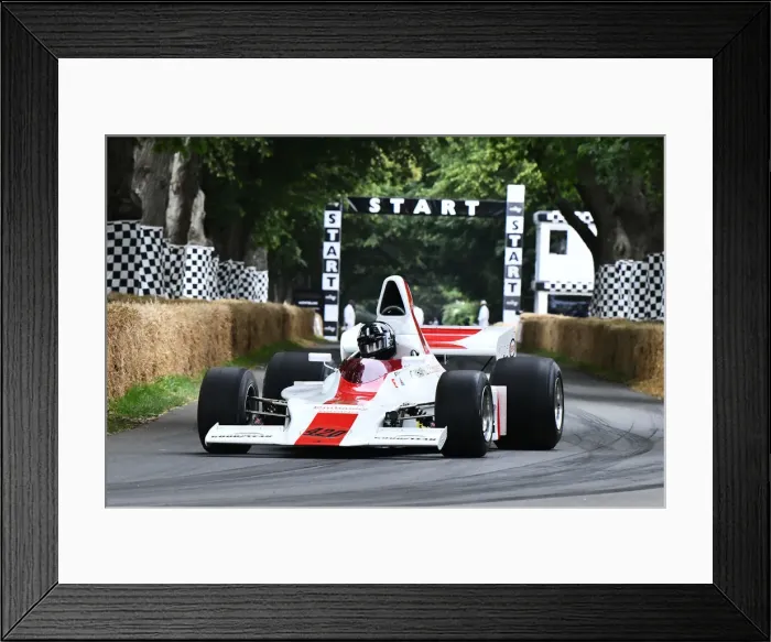 Framed Print : CJ9 1475 Ewen Sergison, Shadow DN1, Grand Prix Greats Framed Print : CJ9 1475 Ewen Sergison, Shadow DN1, Grand Prix Greats
