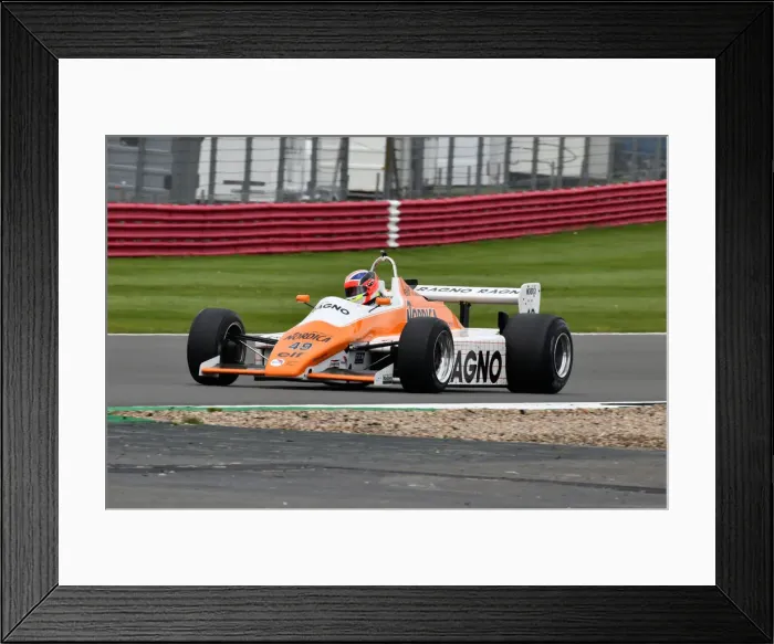 Framed Print : CJ9 2221 Neil Glover, Arrows A5 Framed Print : CJ9 2221 Neil Glover, Arrows A5