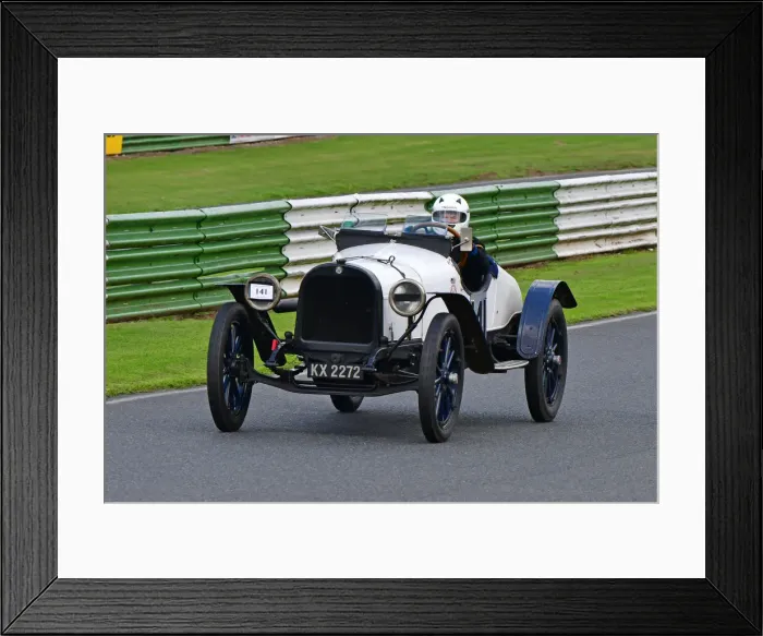 Framed Print : CJ9 5904 Ron Birkett, Dodge Hornsted Framed Print : CJ9 5904 Ron Birkett, Dodge Hornsted