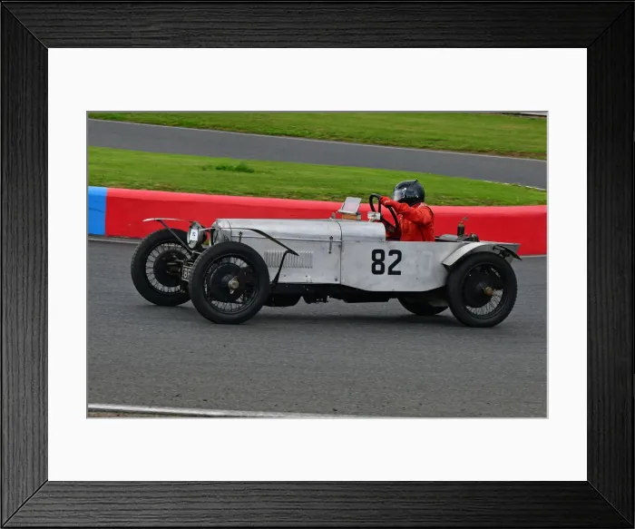 Framed Print : CJ9 5967 Robert Moore, GN Special