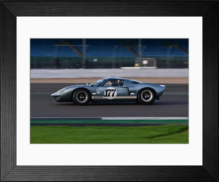 Framed Print : CM32 2915 Bernado Hartogs, Ford GT40 Framed Print : CM32 2915 Bernado Hartogs, Ford GT40