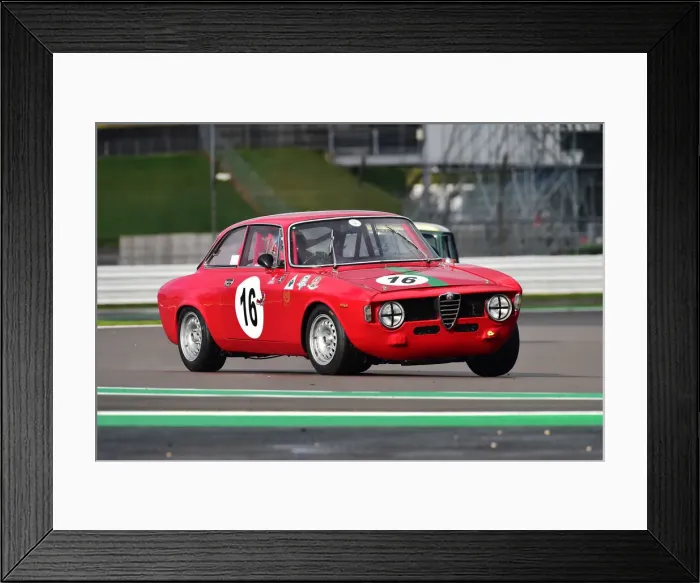 Framed Print : CM32 3167 James Colburn, Alfa Romeo Giulia Sprint GT Framed Print : CM32 3167 James Colburn, Alfa Romeo Giulia Sprint GT