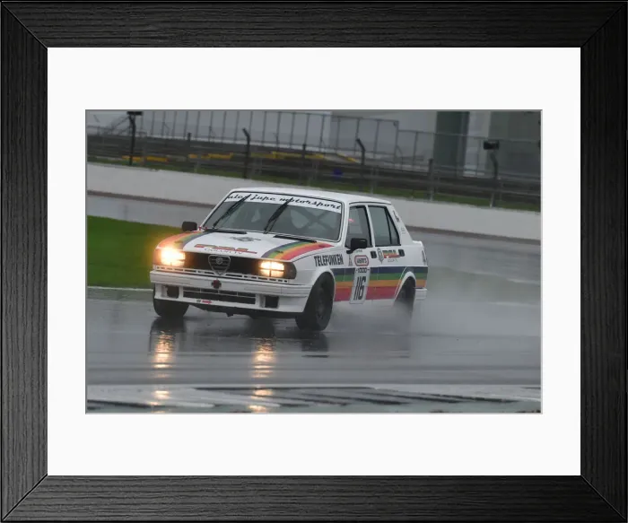 Framed Print : CJ10 2145 Frank Horsfield, Alfa Romeo Giulietta Framed Print : CJ10 2145 Frank Horsfield, Alfa Romeo Giulietta