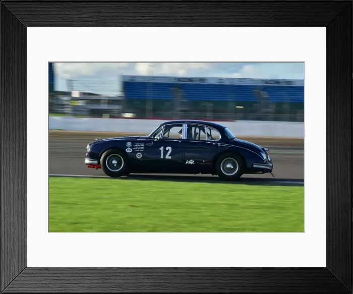 Framed Print : CM32 2709 Grant Williams, Ross Hyett, Jaguar Mk2 Framed Print : CM32 2709 Grant Williams, Ross Hyett, Jaguar Mk2