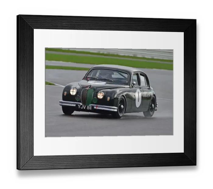 Framed Print : CM32 2446 Simon Drabble, Jaguar Mk1 Framed Print : CM32 2446 Simon Drabble, Jaguar Mk1