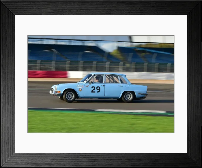 Framed Print : CM32 2714 Charlie Sharp, Triumph 2000 Framed Print : CM32 2714 Charlie Sharp, Triumph 2000
