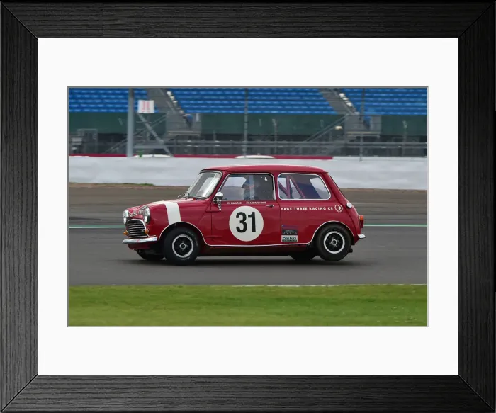 Framed Print : CM31 7113 Jonathon Page, Morris Mini Cooper S Framed Print : CM31 7113 Jonathon Page, Morris Mini Cooper S