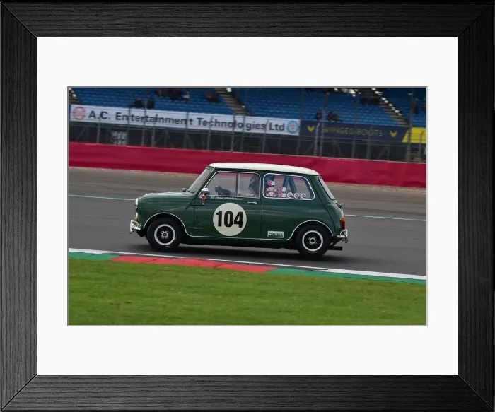 Framed Print : CM31 6992 Chris Middlehurst, Morris Mini Cooper S Framed Print : CM31 6992 Chris Middlehurst, Morris Mini Cooper S