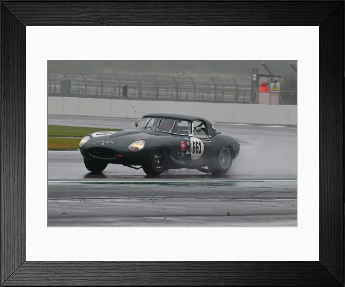 Framed Print : CJ9 3507 Niall McFadden, Sam Hancock, Jaguar E-Type Framed Print : CJ9 3507 Niall McFadden, Sam Hancock, Jaguar E-Type