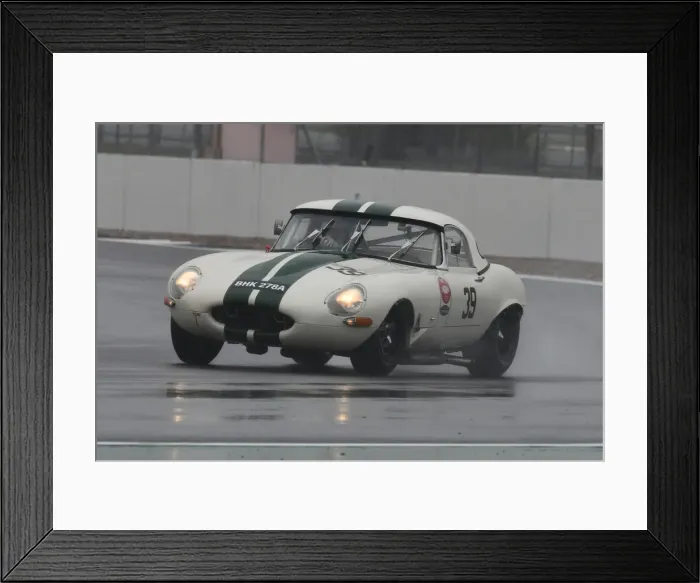 Framed Print : CJ9 3446 Ian Simmonds, Jaguar E-Type Framed Print : CJ9 3446 Ian Simmonds, Jaguar E-Type